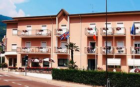 Hotel Alberello Riva Del Garda